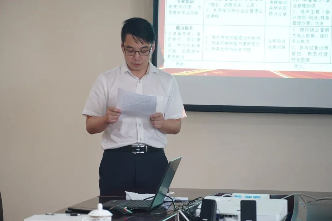 <a href=http://www.takfung.cn target=_blank class=infotextkey><a href=http://www.takfung.cn target=_blank class=infotextkey>雙良</a>環(huán)境</a>“師帶徒”簽約儀式圓滿落幕